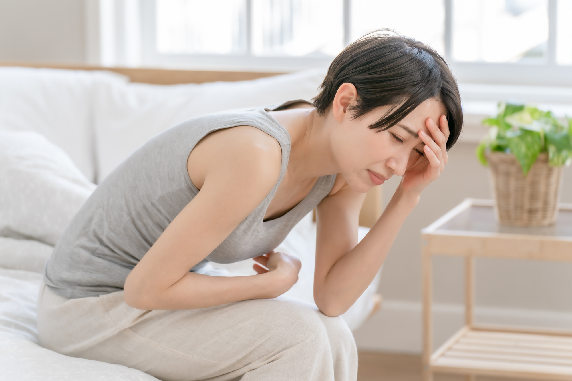 胃がキューっと痛い「胃痛」とは